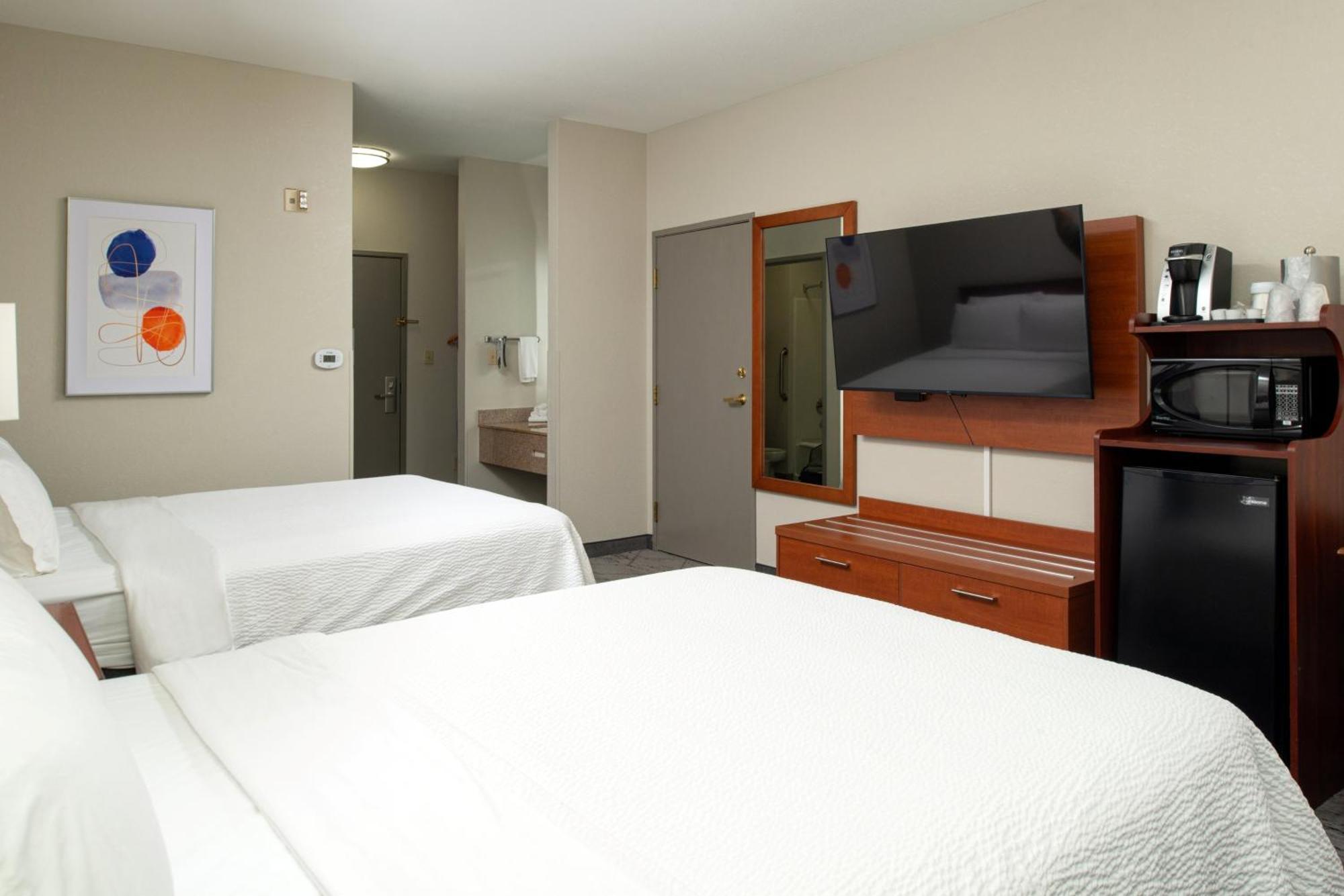 Holiday Inn Express Hotel & Suites Farmington By Ihg Exterior photo